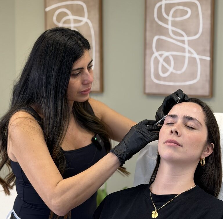 Consultation avec Dre Monica Clinique DUÓ